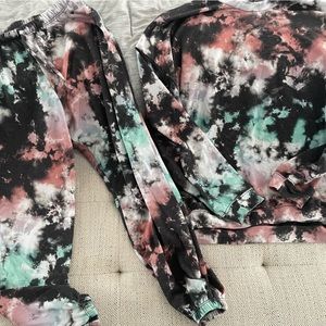Tie-dye Onzie sweatsuit with boyfriend sweatshirt & cropped sweatpants set
